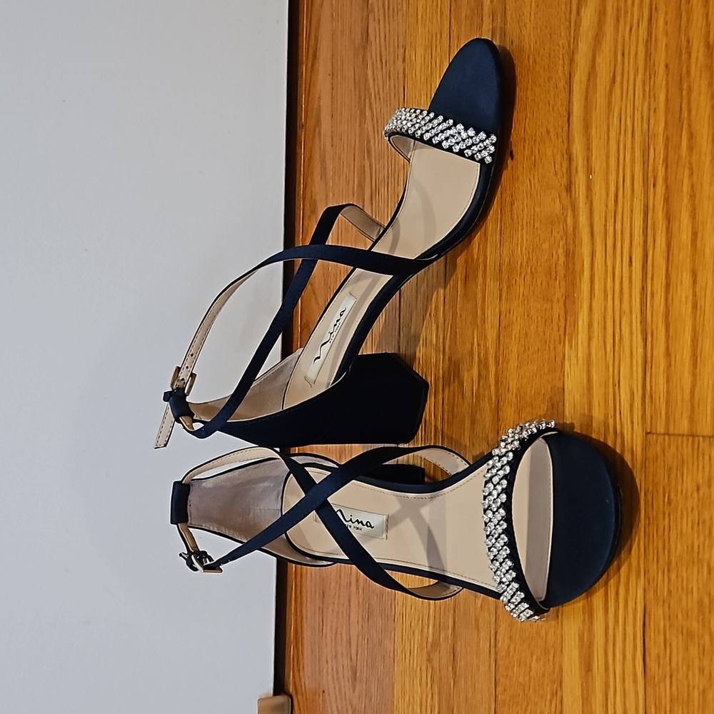 Nina women size 9 Blue Heels